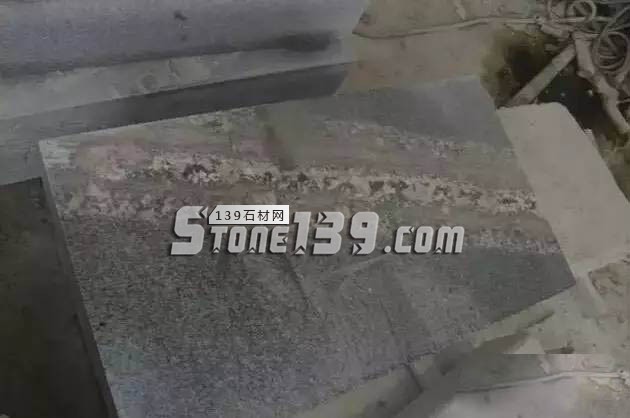 花崗巖成品石材驗(yàn)貨注意事項(xiàng)及主要缺陷問(wèn)題