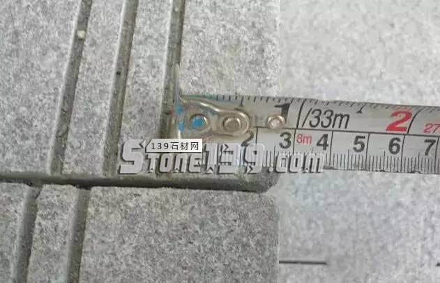 花崗巖成品石材驗(yàn)貨注意事項(xiàng)及主要缺陷問(wèn)題
