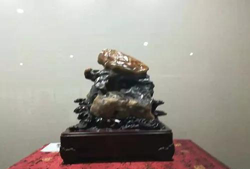 安徽首屆奇石文化交流博覽會(huì)開幕，熱乎乎的金獎(jiǎng)都在這里了！