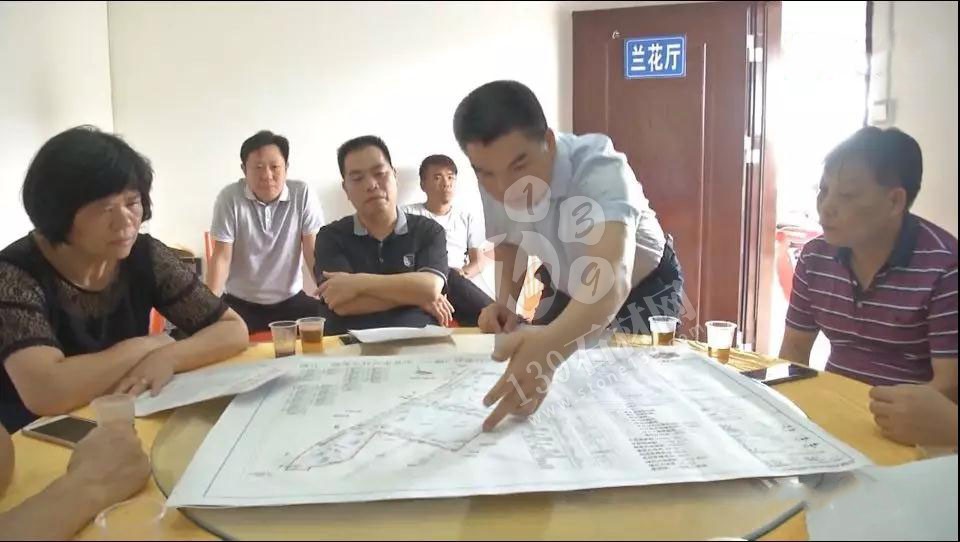 廉江市（廣東芝麻白、芝麻灰、浪花白產(chǎn)地）領(lǐng)導(dǎo)調(diào)研塘蓬鎮(zhèn)石材產(chǎn)業(yè)基地項目建設(shè)工作