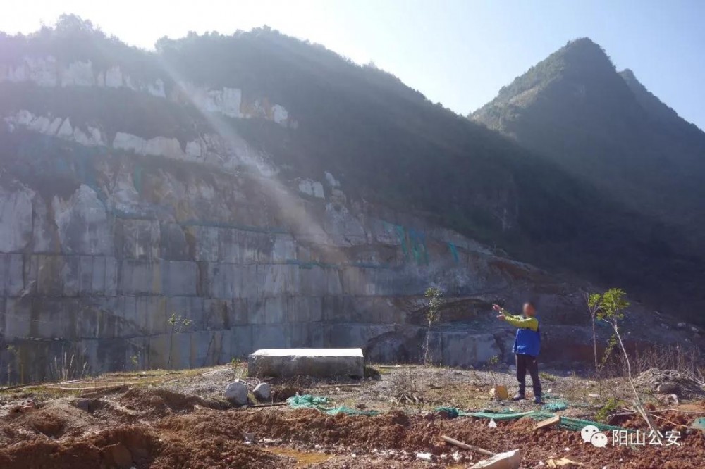 廣東清遠陽山破獲一宗非法采（石材）礦案，涉案金額達800多萬！