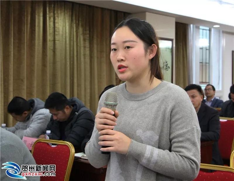 廣西賀州市石材碳酸鈣行業(yè)“小散亂”整治工作新聞發(fā)布會召開