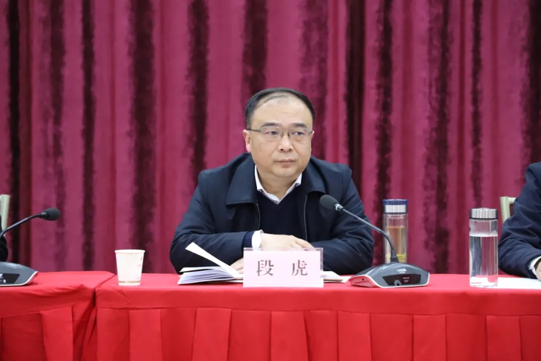 麻城石材指揮部組織召開全市石材產(chǎn)業(yè)高質(zhì)量發(fā)展動(dòng)員大會(huì)
