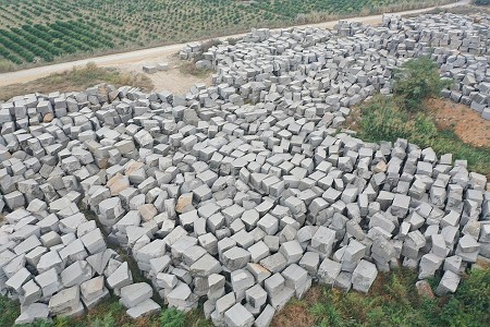 鐘山青花崗巖、礦山荒料、工廠