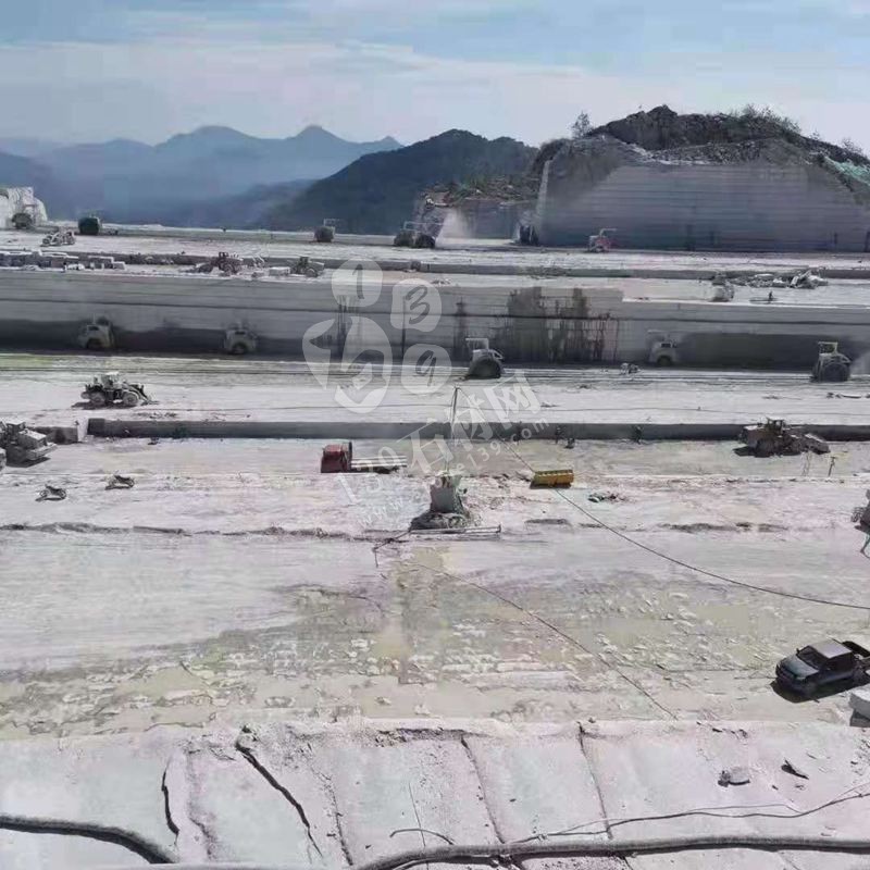 【麻城盛鑫石材】主營(yíng)湖北芝麻白603、芙蓉白602、外墻干掛、地鋪、路沿石等異形板材