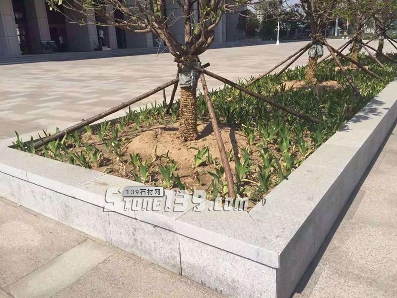 【洪興石材】主營(yíng)河南泌陽(yáng)芝麻白、芝麻灰、泌陽(yáng)紅、芝麻黑、黃銹石、白麻、路沿石、花崗巖異形石等產(chǎn)品