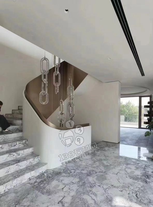 魚(yú)肚灰大理石